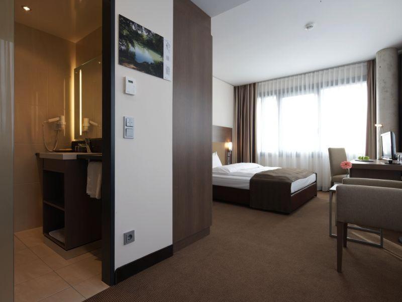 Intercityhotel Mannheim Room photo
